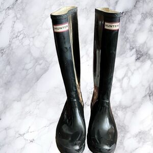 Hunter Premium Tall Rubber Rain Boots / SZ: 8